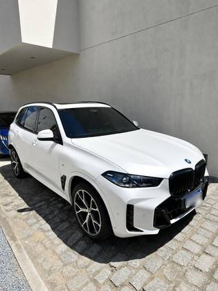 BMW X5 3.0 I6 TURBO HÍBRIDO XDRIVE50E M SPORT AUTOMÁTICO BMW X5 3.0 I6 TURBO HÍBRIDO XDRIVE50E M SPORT AUTOMÁTICO